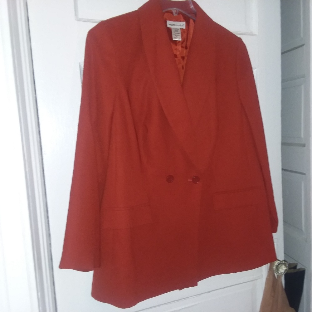 Jessical London 2 PC Jacket and Skirt Suite